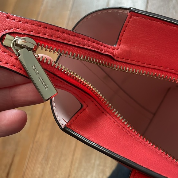 Kate Spade leather coral purse tote - Picture 9 of 12